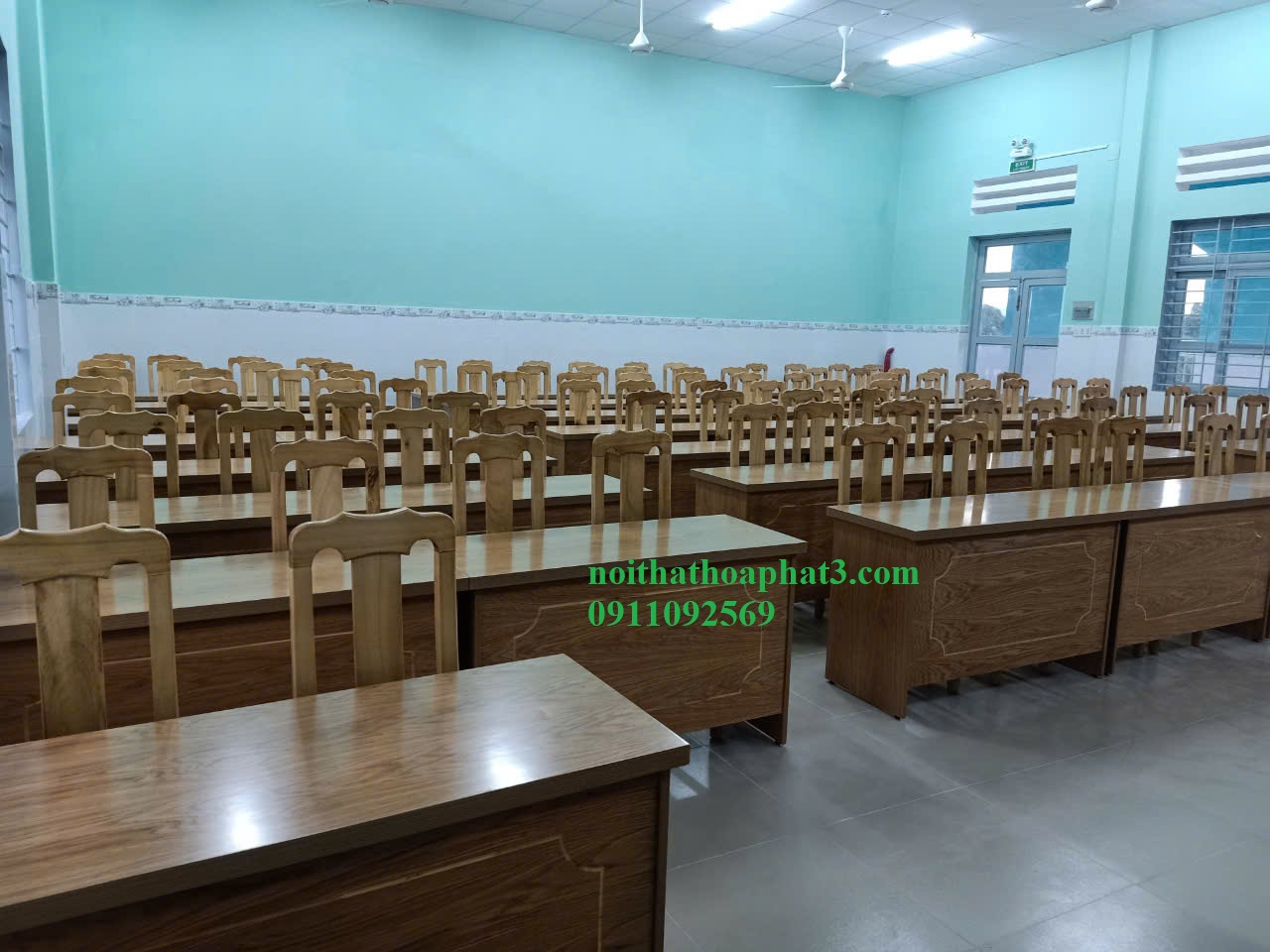 Ghế hội trường gỗ sơn PU