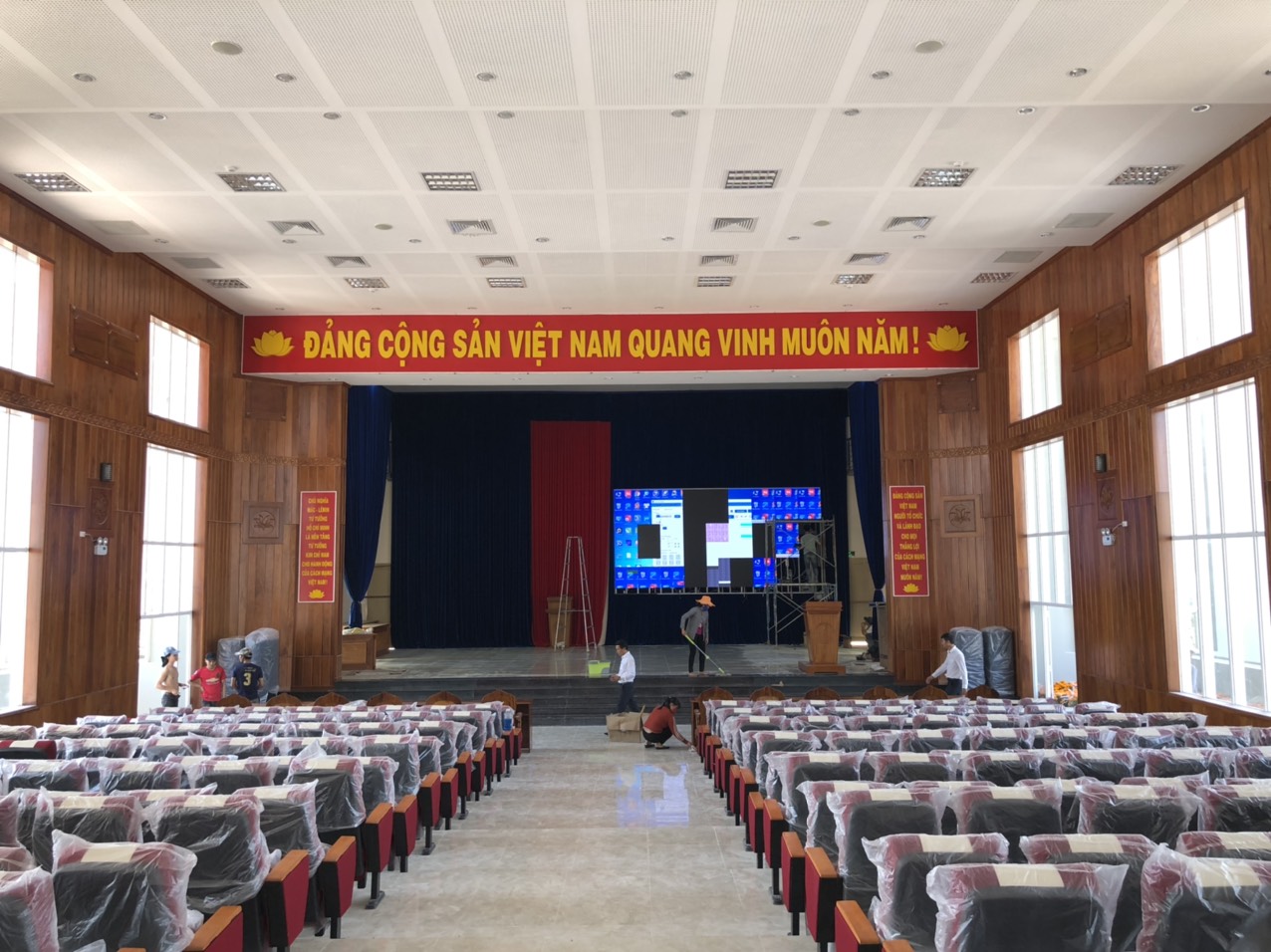 Ghế hội trường cao cấp