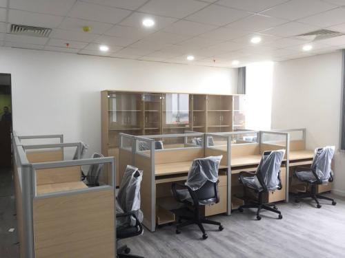 Tại sao sản phẩm cụm bàn làm việc đẹp được dân văn phòng ưa chuộng đến vậy?