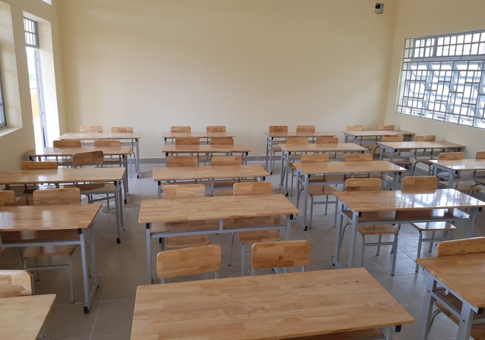 Bàn Học Sinh BHS110 - IV