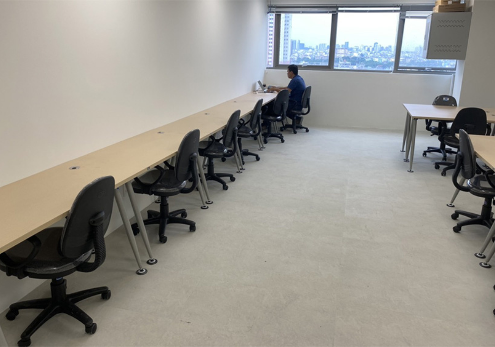 Bàn Hòa Phát Chân Sắt HR120SC8
