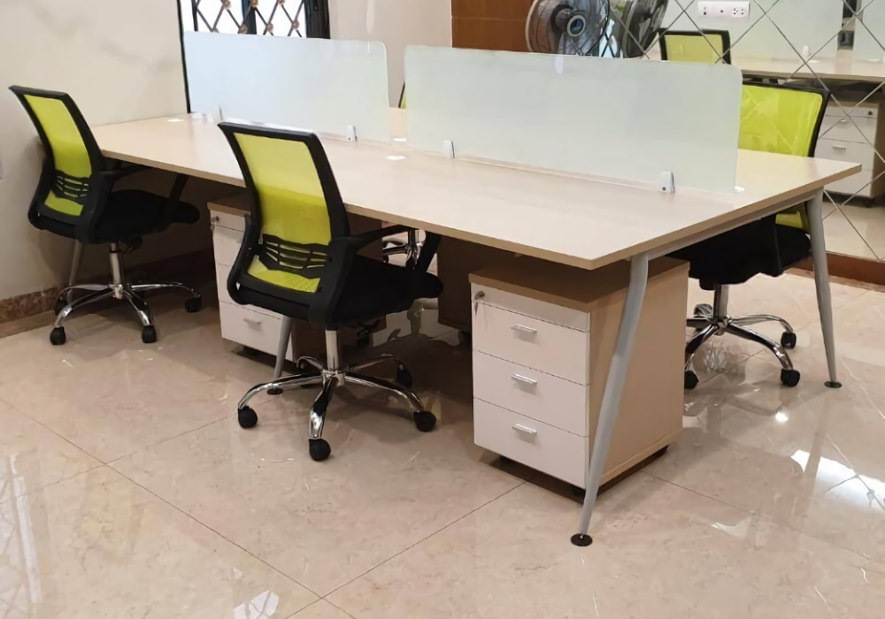 Cụm Bàn Có Vách Ngăn BLVN02