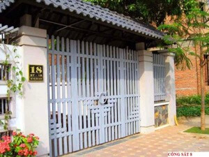 Cổng sắt 8