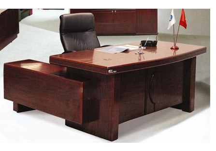 bàn làm việc dành giám đốc
