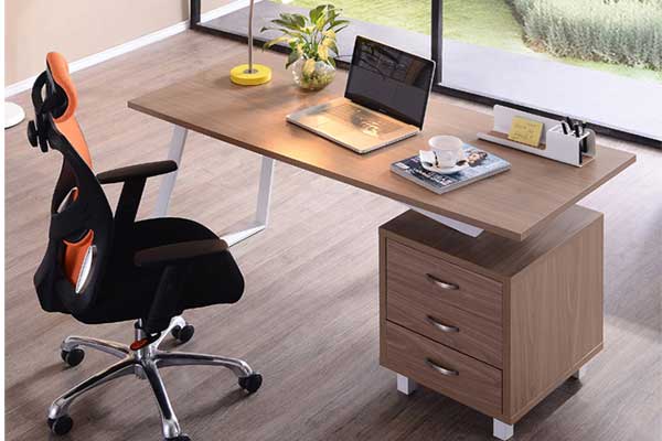 Bàn làm việc sạch sẽ