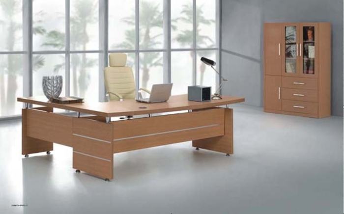 nên để bàn làm việc ở vị trí nào