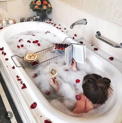 Phòng tắm là nơi giải tỏa căng thẳng tốt nhất