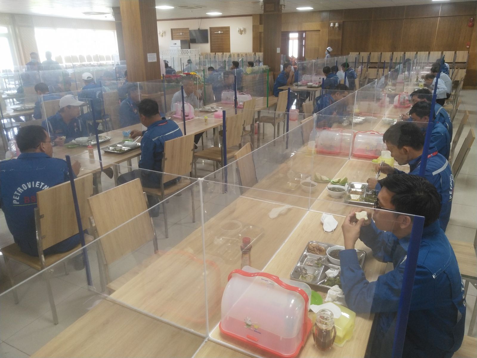 vách ngăn khu công nghiệp