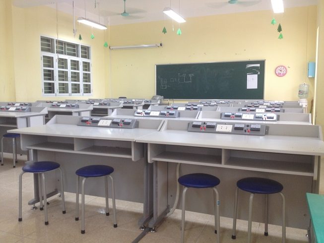 Bàn Thí Nghiệm Đa Năng BTNP102